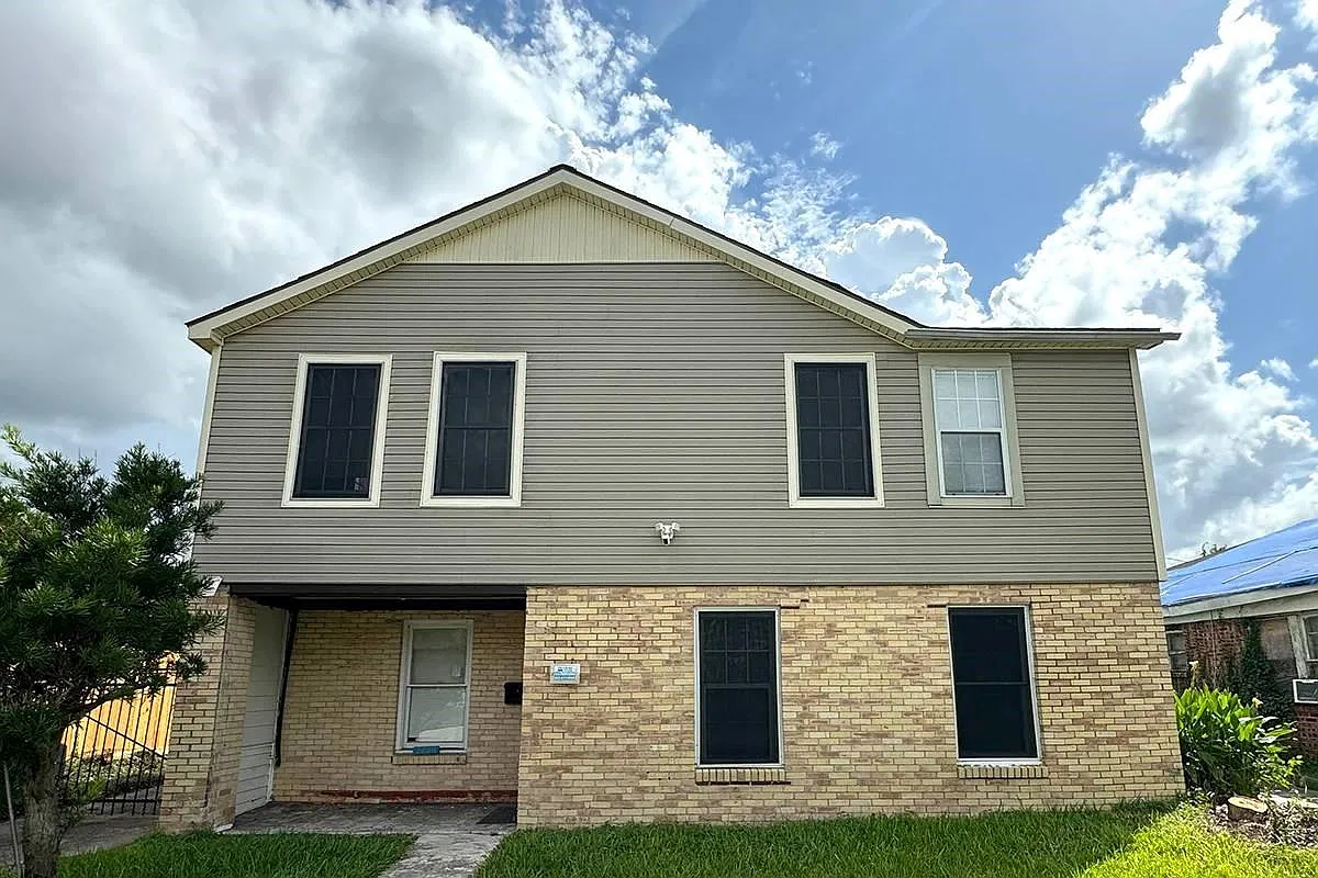 1 bed, 1.0 bath, 1892 sqft, $1,350 — Photo 1