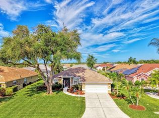5832 Cleveland Rd, Venice, FL 34293