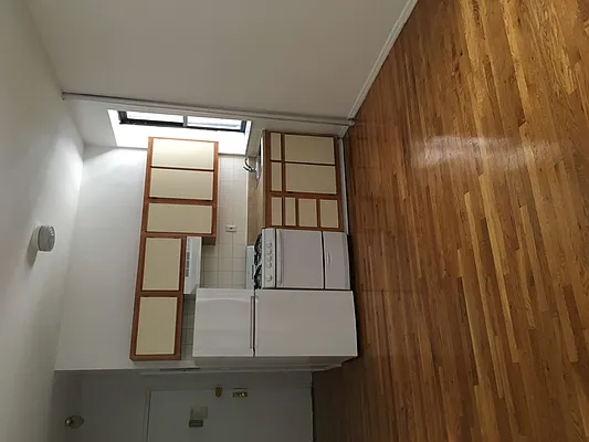 Rented by Michael Palmieri, LREB | media 9