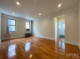 25-90 35th St #4K, Astoria, NY 11103