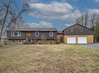 5733 E Lake Rd, Cazenovia, NY 13035
