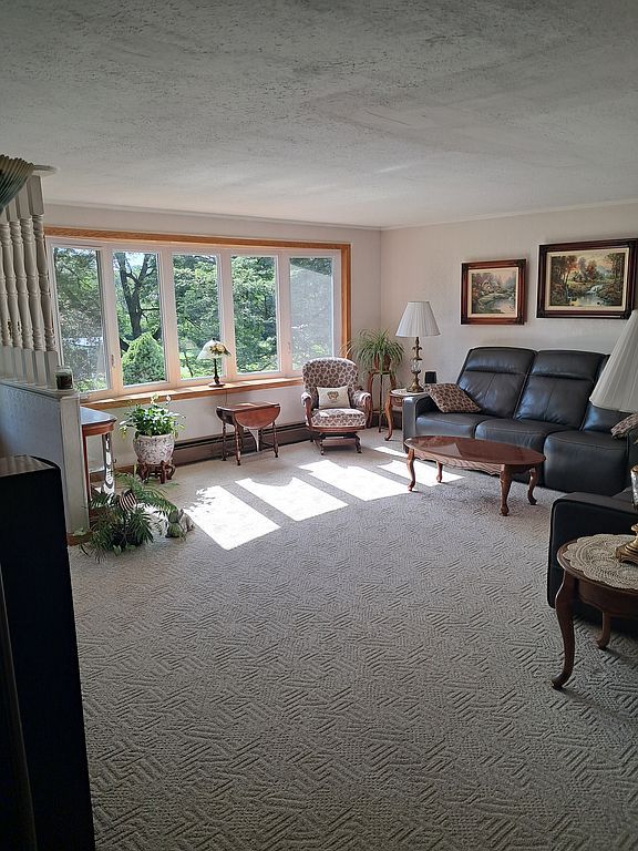 341 Seaward Ave - Property Image