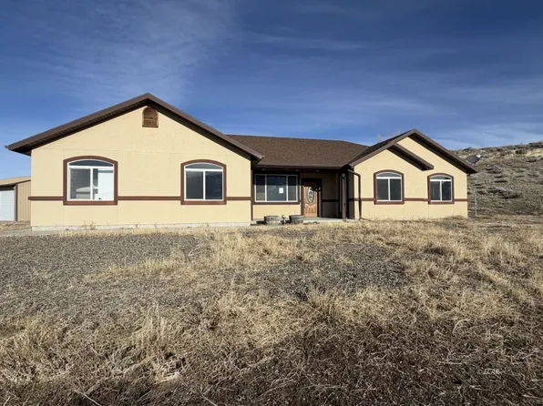 709 Parkridge Pkwy, Spring Creek, NV 89815