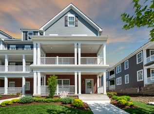 210 3rd St, Oakmont, PA 15139