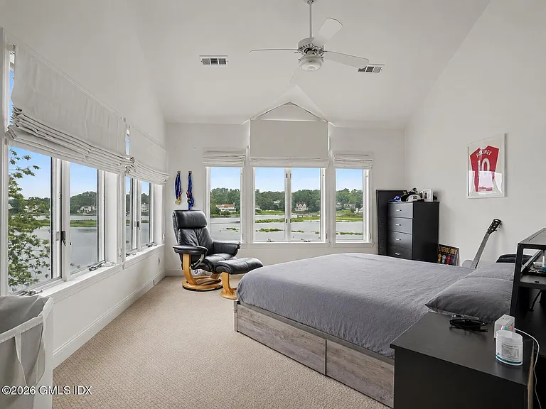 5 Grimes Rd — Photo 20