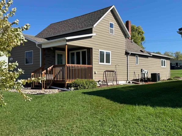 504 2nd Ave NE, Kenmare, ND 58746