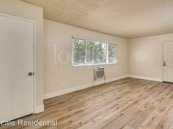 3rd image of 1500 Sheridan Ave #10275203