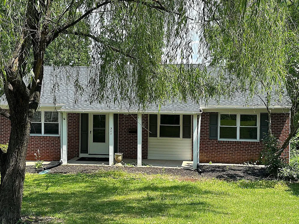 311 Overlook Ave photo 1