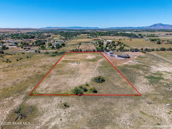1330 E Road 4 N, Chino Valley, AZ 86323