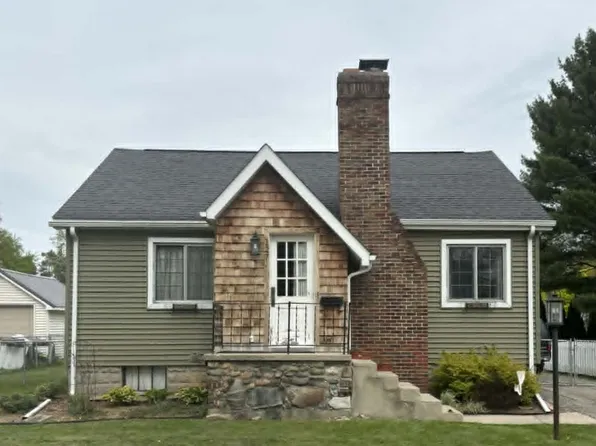 127 Sheldon Ave, Clio, MI 48420