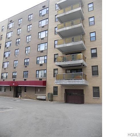 1st image of 25 Stewart Pl APT 714