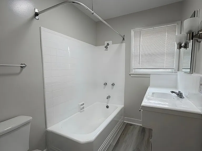231-233 W 81st St — Photo 11