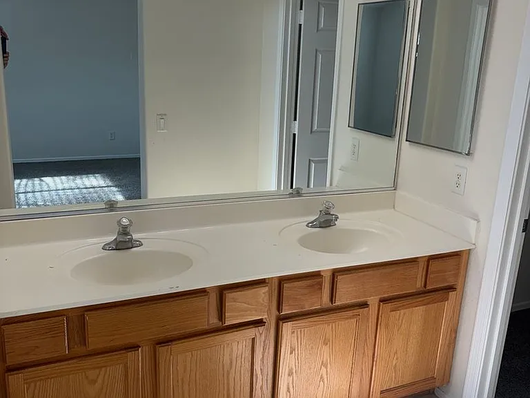 1412 S 7th St — Photo 14