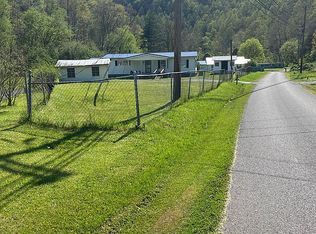 844 Lynn Springs Rd, Swords Creek, VA 24649