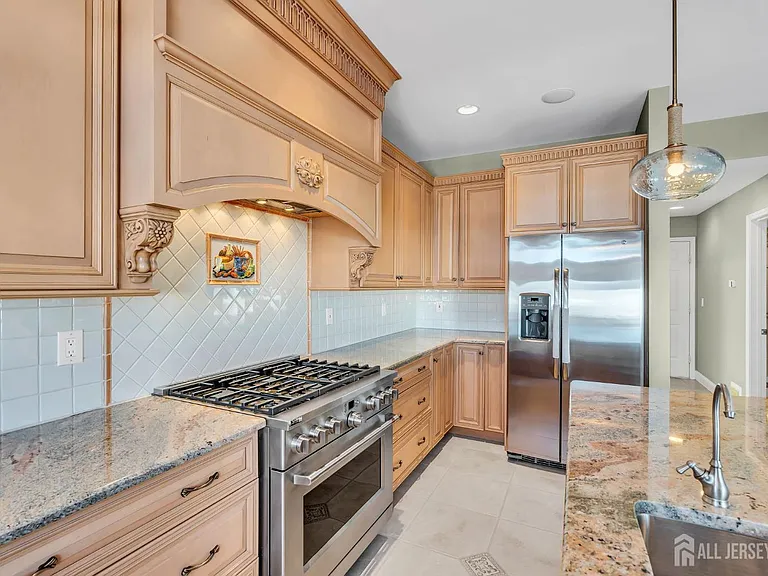3110 Windsor Ave — Photo 21