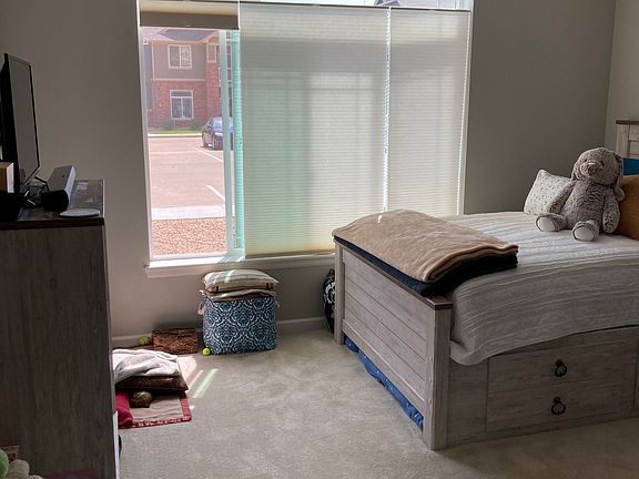 2nd image of 804 Summer Hawk Dr Unit 9101