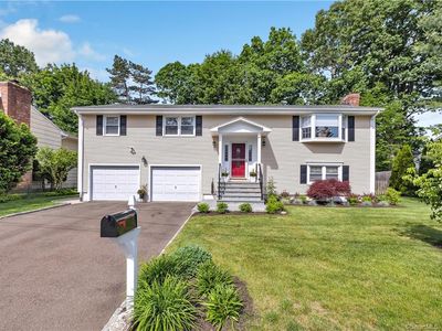 47 Saint Nicholas Dr, Bridgeport, CT, 06604
