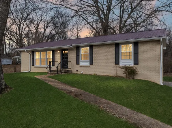 205 Shiloh Rd, Clarksville, TN 37042