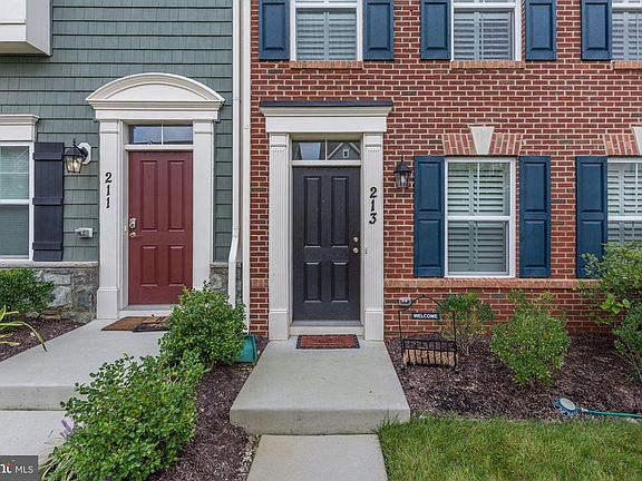 2nd image of 213 Vanguard Ln