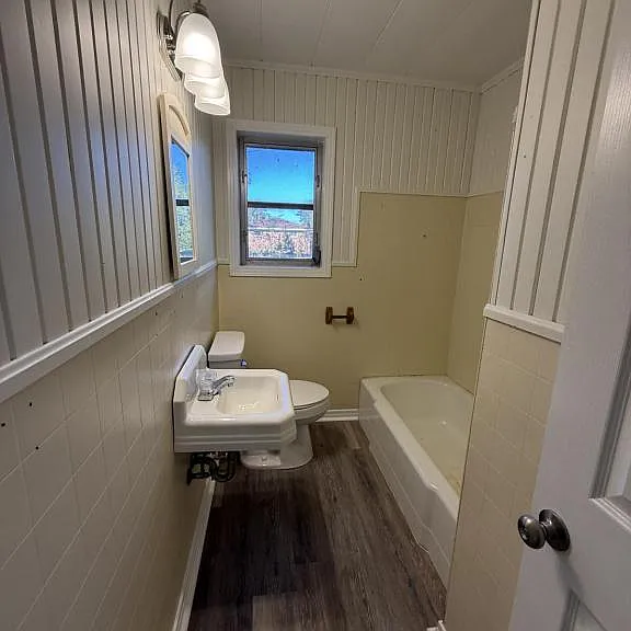 1033 Morrow Ave — Photo 7