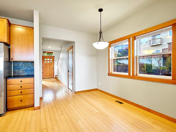 Kitchen with separate breakfast area