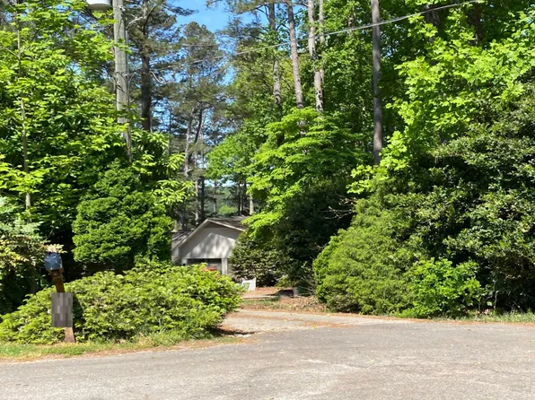 4742 Ben Hill Dr, Oakwood, GA 30566