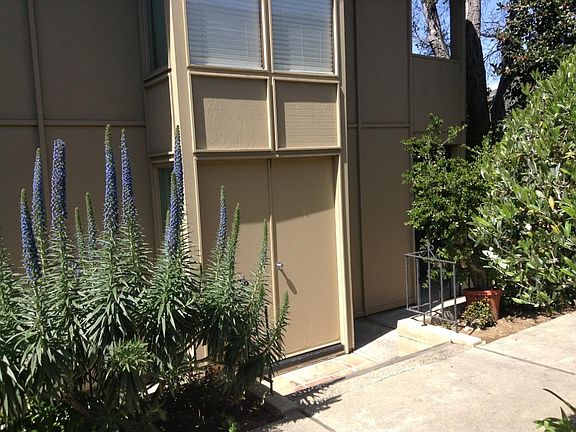 4th image of 451 Dela Vina Ave APT 105