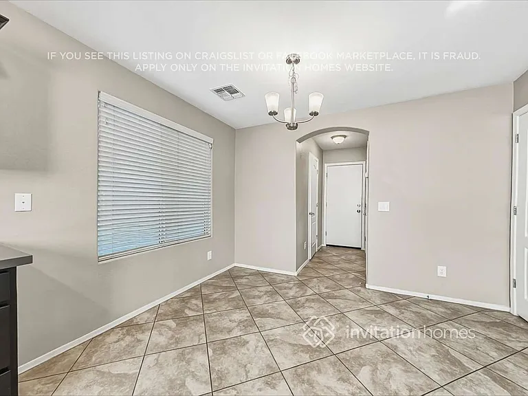 2510 E Vermont Dr — Photo 7
