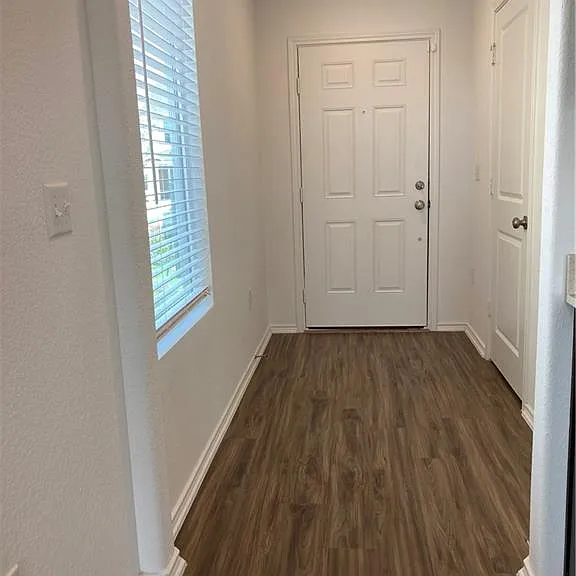 7204 Dancing Wind Ln — Photo 8