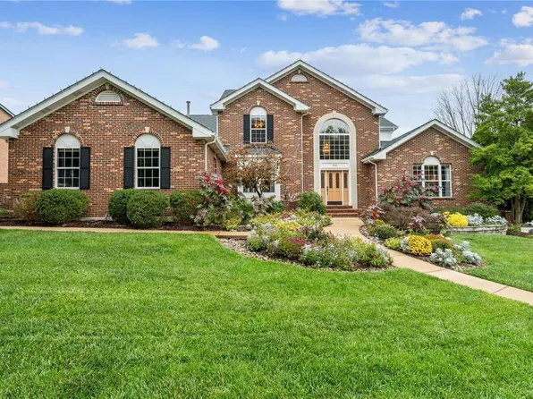 505 Overlook Terrace Ct, Eureka, MO 63025