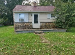 1895 Reynoldsdale Rd, New Paris, PA 15554