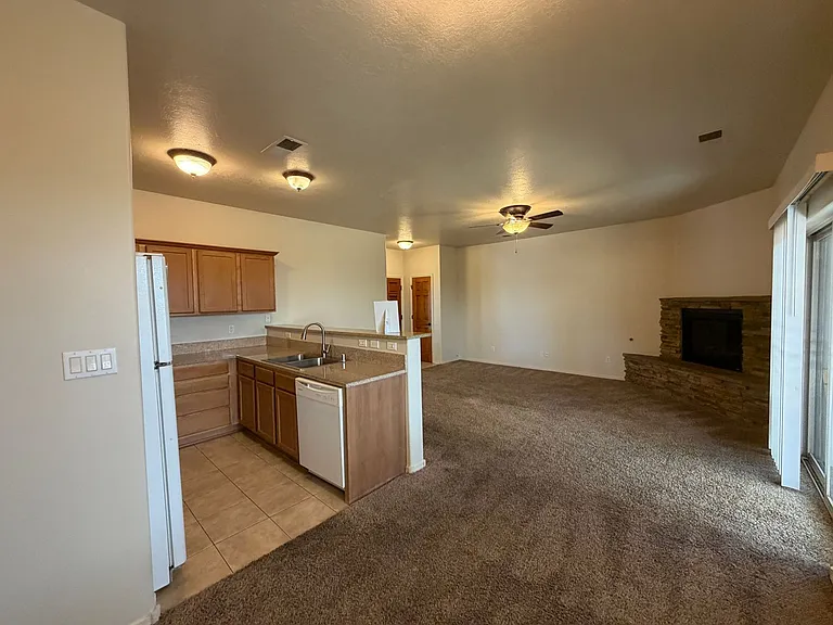 605 Benicia Ln SW — Photo 22