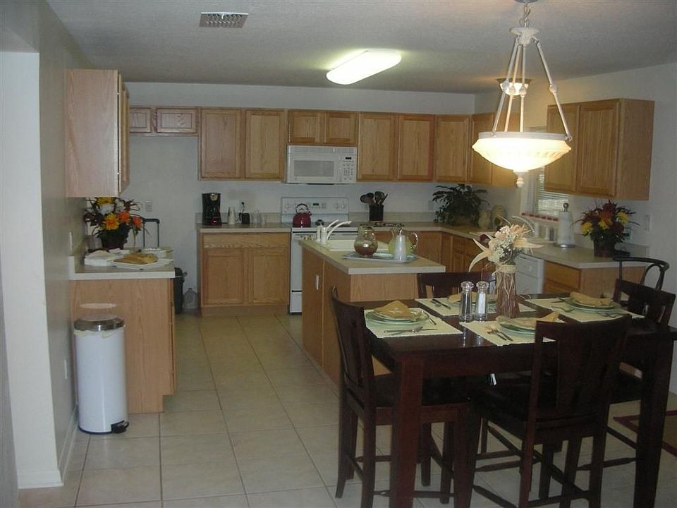 Kitchen & Nook