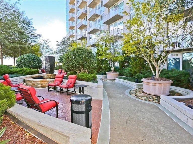 855 W Peachtree St NE #2607 — Photo 31