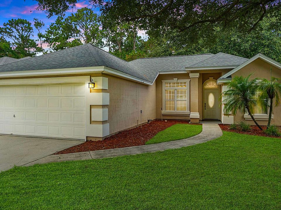 1st image of 2826 Coachman Lakes Dr