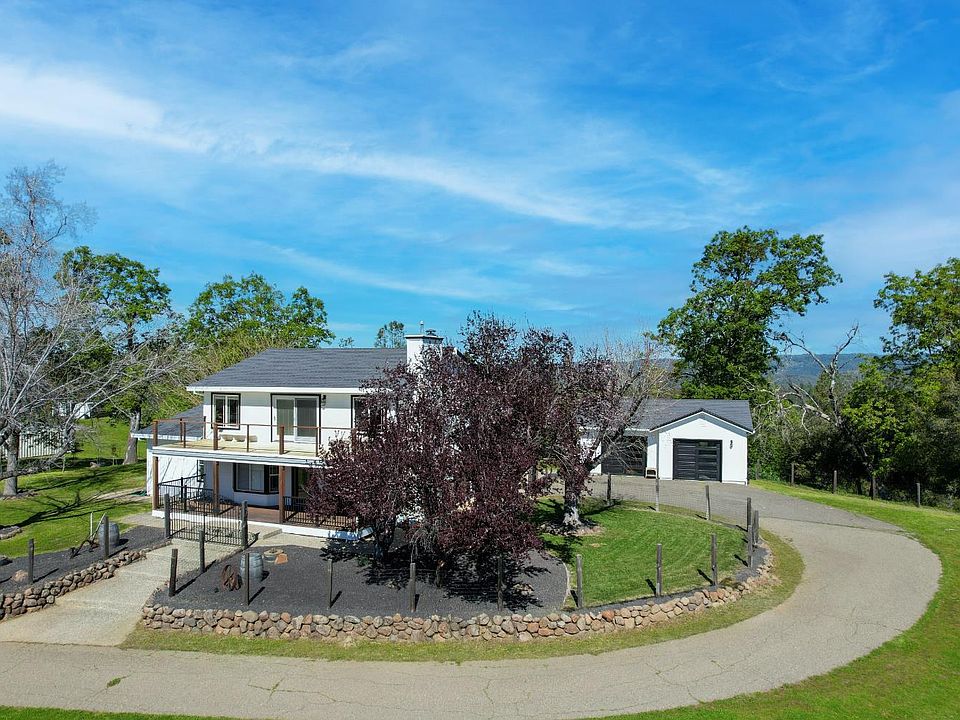 1st image of 3079-3081 Little Spur Rd