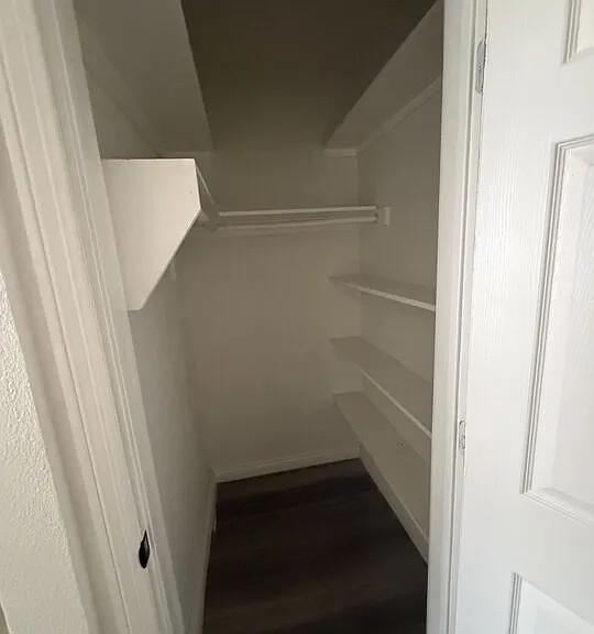 626 E San Antonio Dr — Photo 3