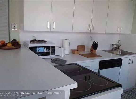 4th image of 1255 Pennsylvania Ave APT 211