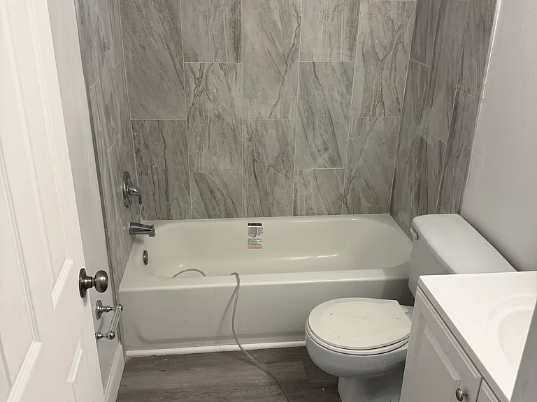 2763 Woodgate Ln #101 — Photo 6