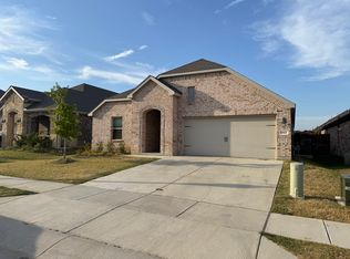 10117 High Banker Dr, Aubrey, TX 76227