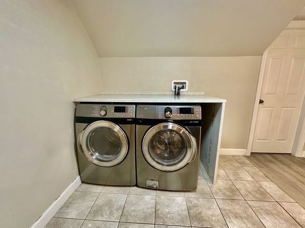 3 bedroom rental in Burnaby — photo 9