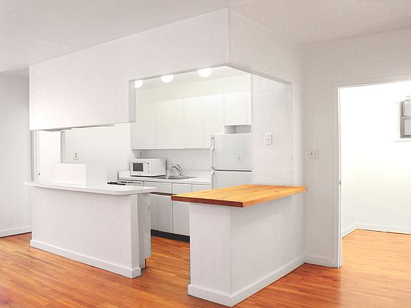 3rd image of 56 Ludlow St #3R