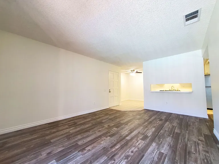 Evergreen Villas — Photo 3