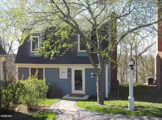 14 Settler Ln, Galena, IL 61036