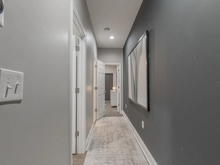 3221 Noble St #3 — Photo 3