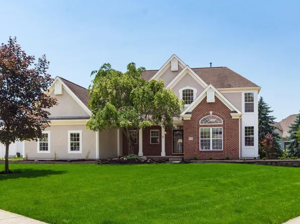 5866 Morganwood Sq, Hilliard, OH 43026