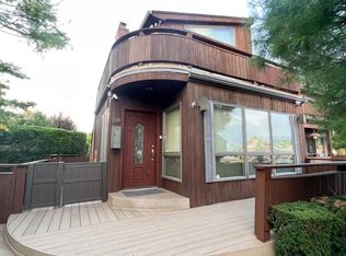 50 Orchard Beach Blvd #A, Pt Washington, NY 11050