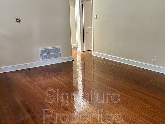2nd image of 1648 Rivermont Hts
