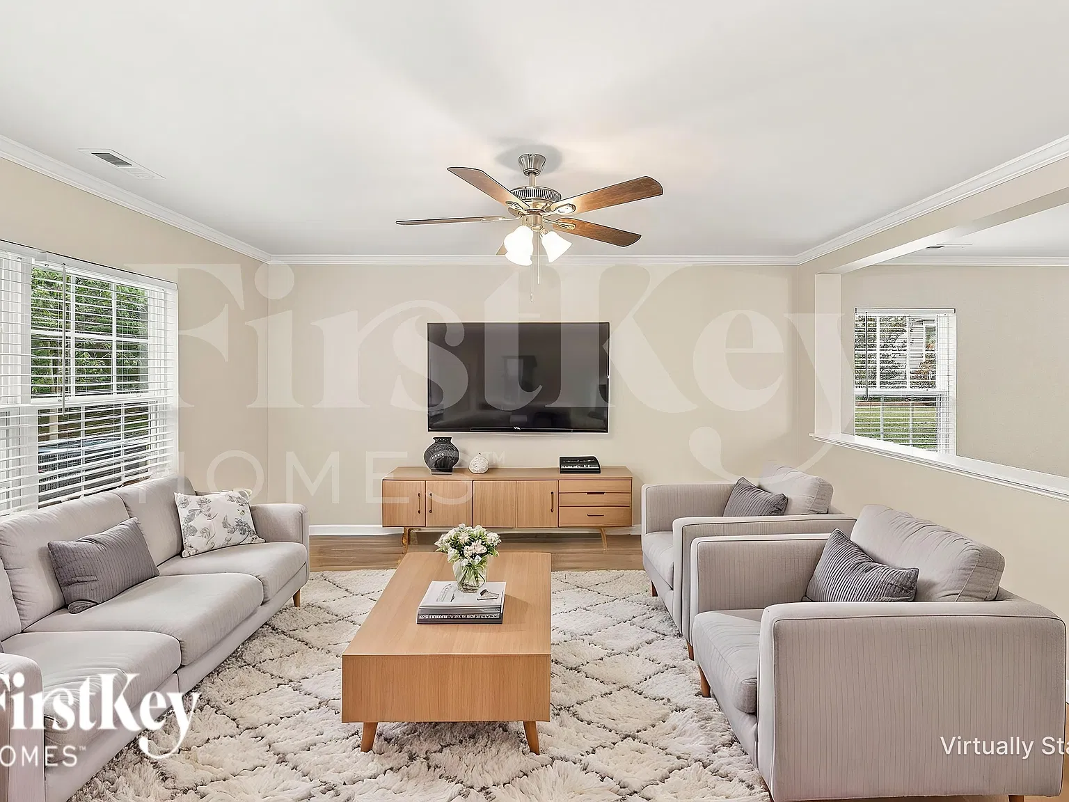 3 bed, 2.5 bath, 2113 sqft, $2,085 — Photo 4