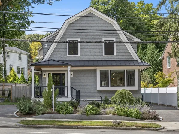 579 Centre St, Newton, MA 02458